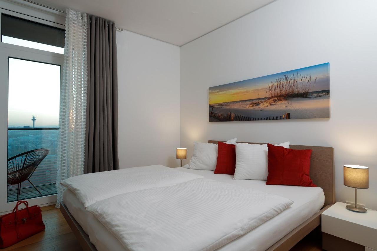 Triiiple Suites Level 21 Mit Balkon Und Tiefgarage 비엔나 외부 사진